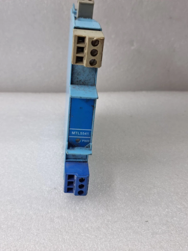 MTL MTL5541 ISOLATED REPEATER POWER SUPPLY 4-20mA for 2/3 Wire Transmitters USED